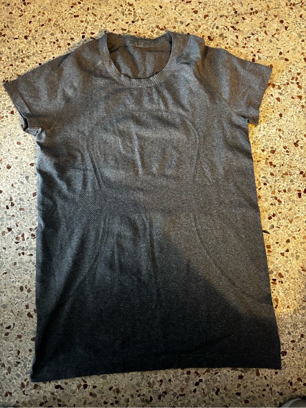 Lululemon swiftly tech short sleeve crew shirt size 12
